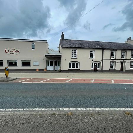 Llanina Arms Hotel Llanarth  Екстериор снимка