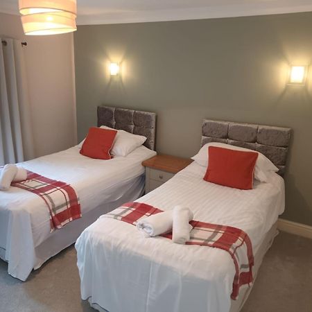 Llanina Arms Hotel Llanarth  Екстериор снимка