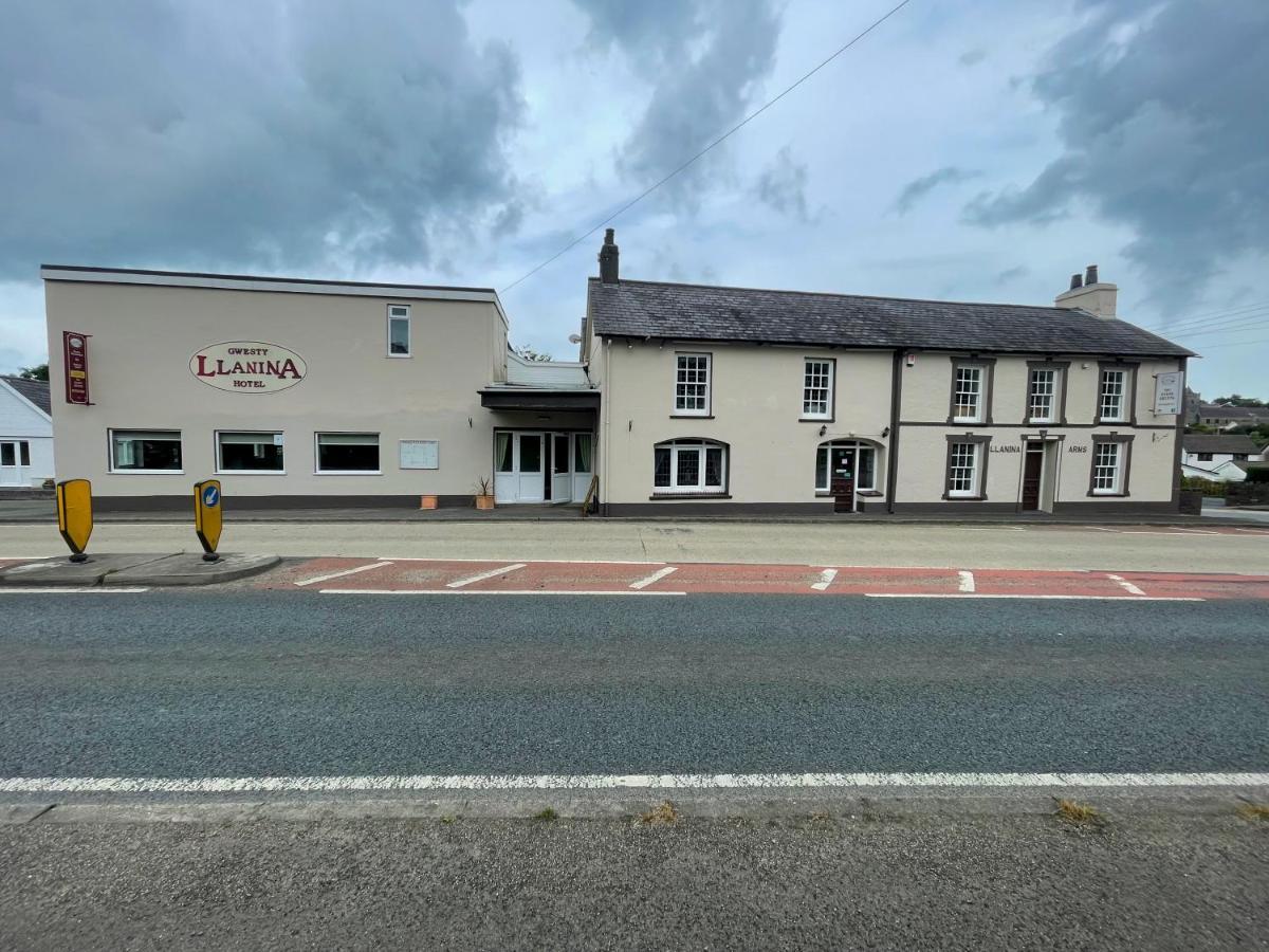 Llanina Arms Hotel Llanarth  Екстериор снимка