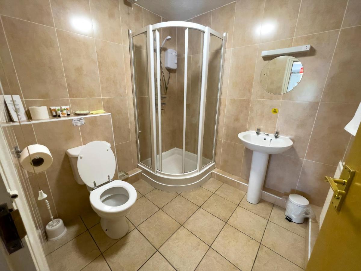 Llanina Arms Hotel Llanarth  Екстериор снимка
