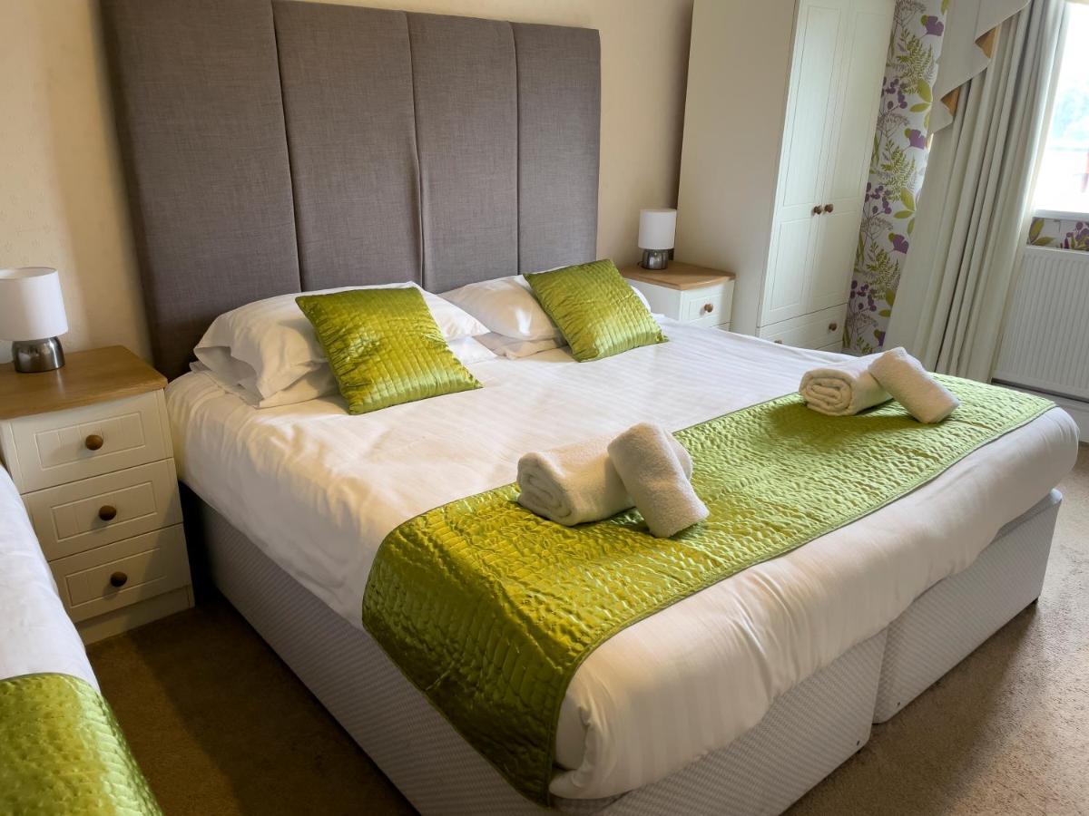 Llanina Arms Hotel Llanarth  Екстериор снимка