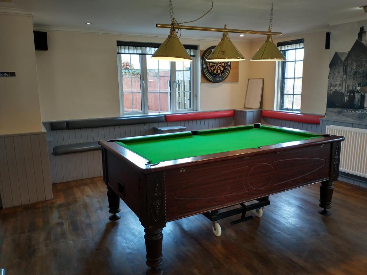 Llanina Arms Hotel Llanarth  Екстериор снимка