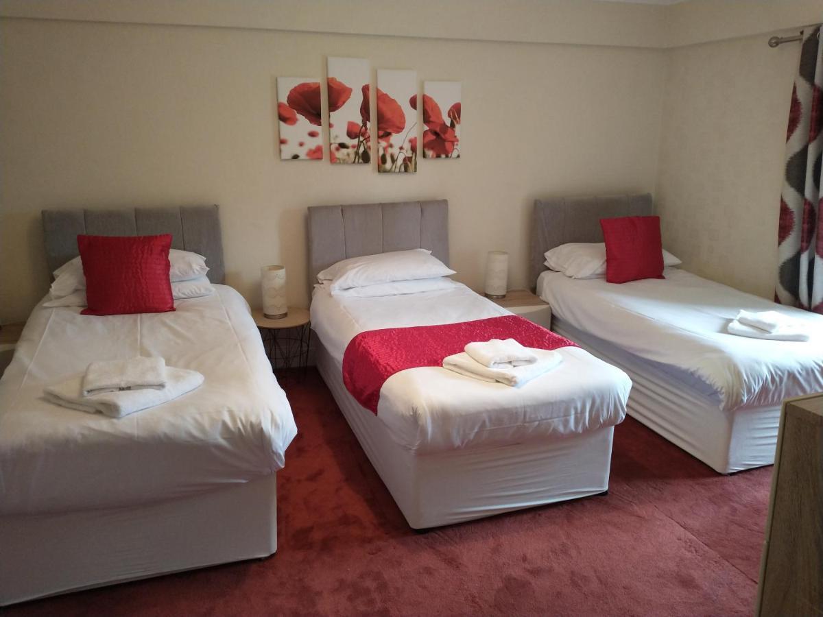 Llanina Arms Hotel Llanarth  Екстериор снимка