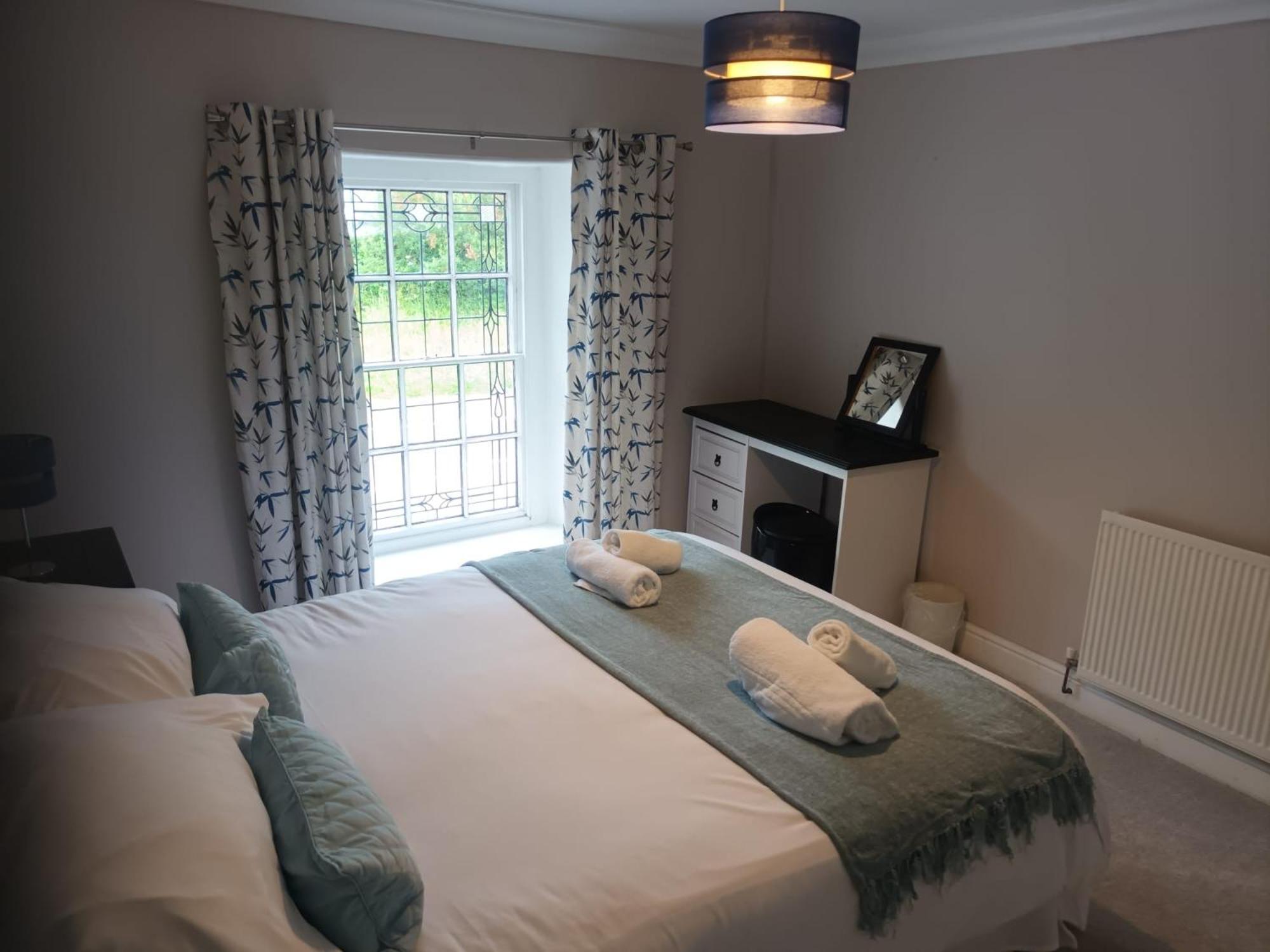 Llanina Arms Hotel Llanarth  Екстериор снимка