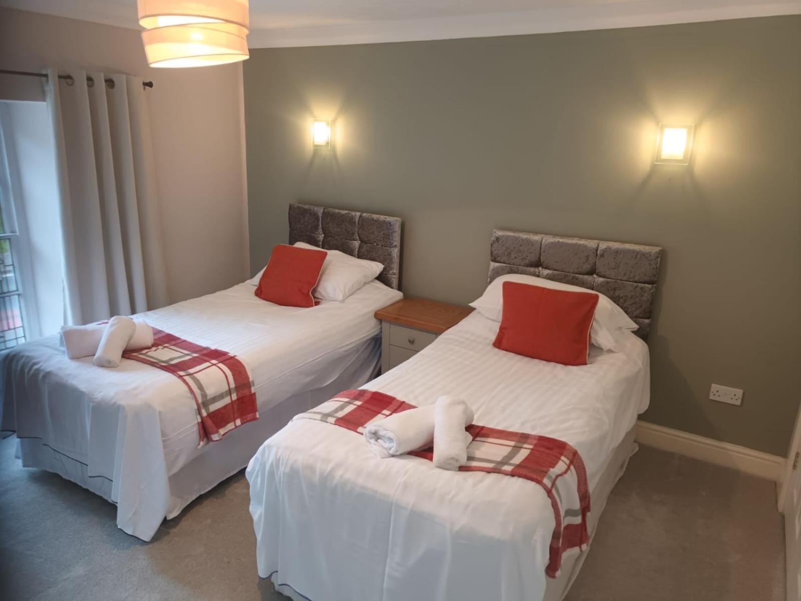 Llanina Arms Hotel Llanarth  Екстериор снимка